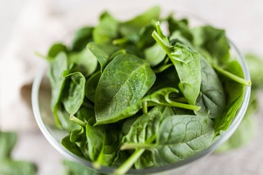 Bebek ıspanak yaprakları