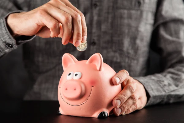 Piggy Bank em fundo preto — Fotografia de Stock