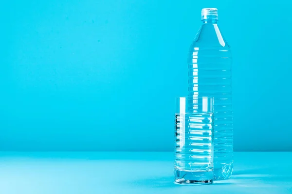 塑料水瓶 — 图库照片