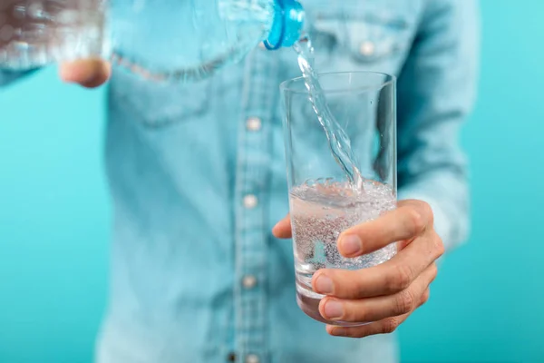 Un vaso de agua —  Fotos de Stock