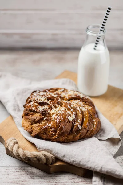 Sweet maple syrup bread — Stock Photo, Image