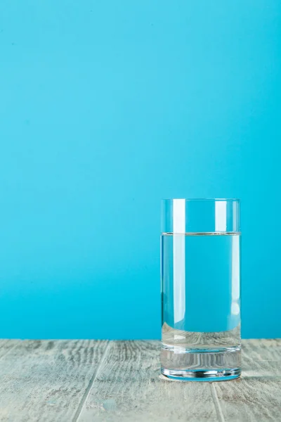 Bottiglia di acqua di plastica — Foto Stock