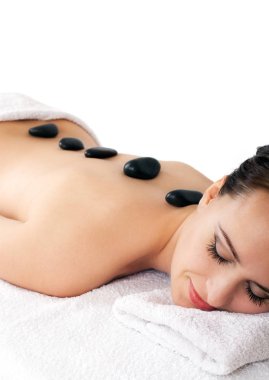 Sıcak taş masajı