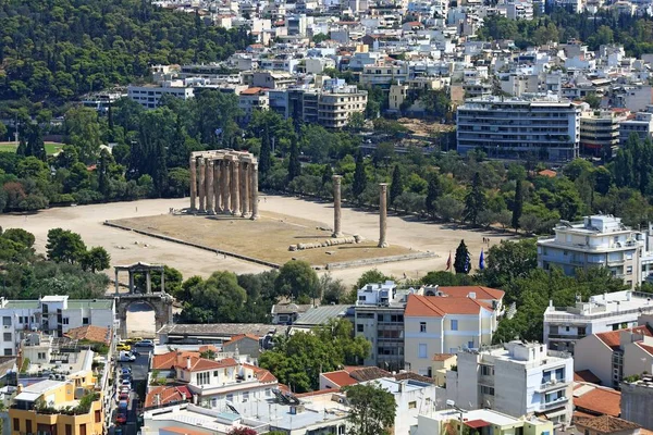 Vista de Atenas con el templo de Zeus — Foto de Stock