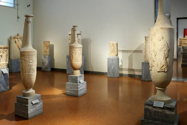 Grecki eksponaty w Muzeum Archeologiczne, Ateny, Grecja — Zdjęcie stockowe