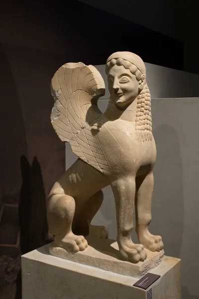 Ancient Corinth, posąg Sfinksa w Muzeum — Zdjęcie stockowe