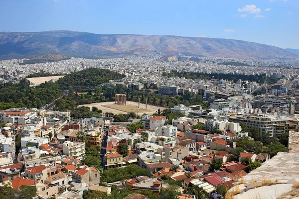 Panorama de Atenas con el templo de Zeus — Foto de Stock