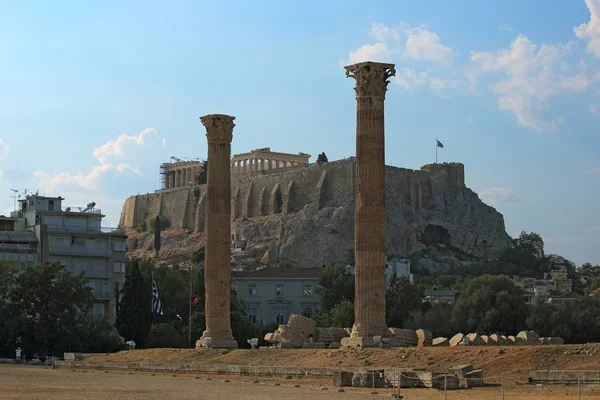 ゼウス神殿のサイトからアテネ アクロポリス ビュー — ストック写真
