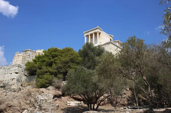 Athena Nika temple in Athens Acropolis, Greece — Stock Photo, Image