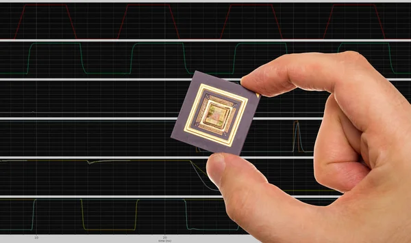 Microprocessador na mão — Fotografia de Stock