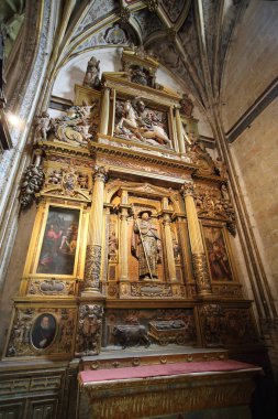 Segovia, İspanya, 9 Mayıs 2017. Segovia, İspanya. Gotik katedral iç. Bu katedralde Ortaçağ Gotik mimarisinin güzel bir örneği.