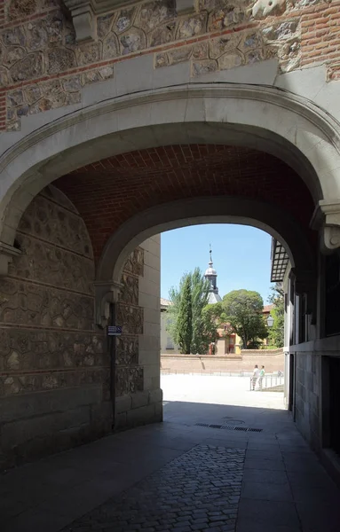 Plaza de la Villa (The City Square) in Madrid, Spanje — Stockfoto