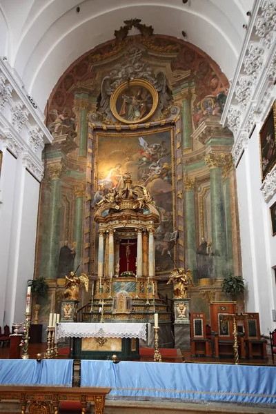 Toledo, España, 08 de mayo de 2017. interior de la Iglesia de San Ildefonso o iglesia jesuita (Iglesia de San Idelfonso), Toledo, España. Esta es la famosa iglesia jesuita . — Foto de Stock