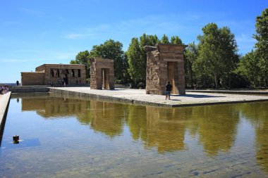 Antik Mısır Tapınağı Debod Parque del Oeste içinde MADID, İspanya