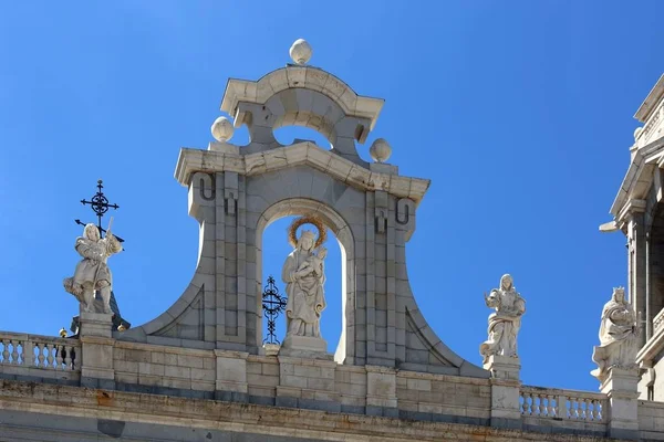 Cathedral Santa Maria la Real de la Almudena, Madrid, Spain — ストック写真