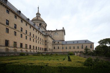 İspanya, Madrid yakınlarındaki San Lorenzo de El Escorial Kraliyet Manastırı