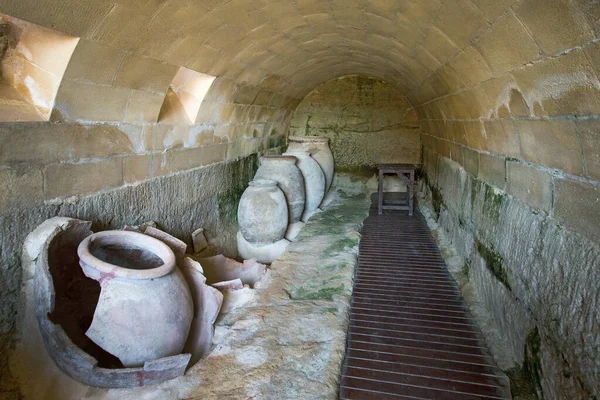 Cave à vin d'Alcala la Real forteresse médiévale, Andalousie, Espagne — Photo