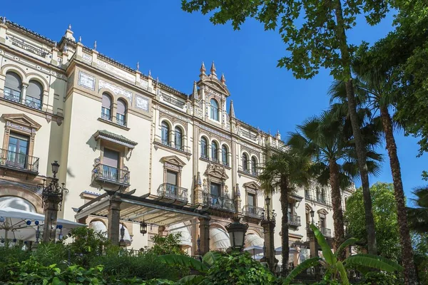 Hotel Alfonso XIII é um hotel histórico em Sevilha, Espanha — Fotografia de Stock