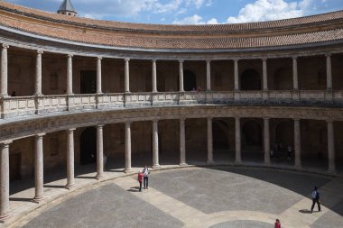 Carlos V 'in Alhambra' daki sarayı.