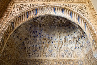  Alhambra 'nın Nasrid Moresque Sarayı