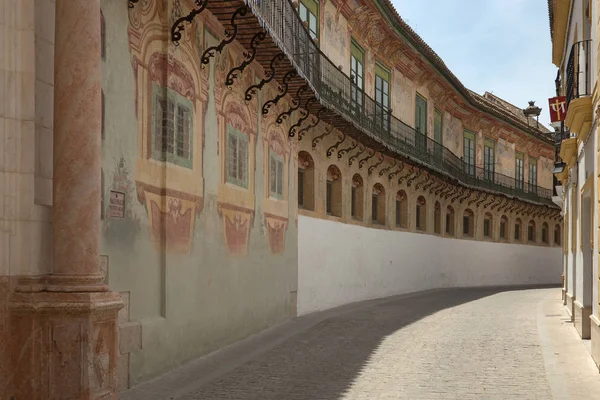 Ruas e edifícios de Esija - uma pequena cidade andaluza, Espanha — Fotografia de Stock