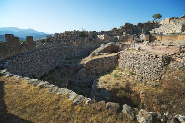 Mycenae 'nin mezar dairesi - Argolis, Moreloponnese, Yunanistan' daki Mykines yakınlarında bir arkeolojik alan