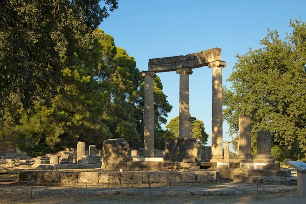 Yunan Tapınağının Kalıntıları Antik Olympia Arkeoloji Sahası Moreloponnese Yunanistan — Stok fotoğraf