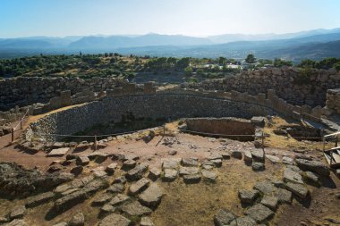 Argolis, Moreloponnese, Yunanistan 'daki Mykines yakınlarında bir arkeolojik alan. M.Ö. ikinci milenyumda, Miken Yunan medeniyetinin en büyük merkezlerinden biriydi..