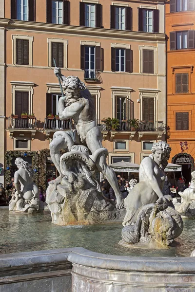 Roma Italia Gennaio 2020 Una Folla Turisti Piazza Navona Piazza — Foto Stock