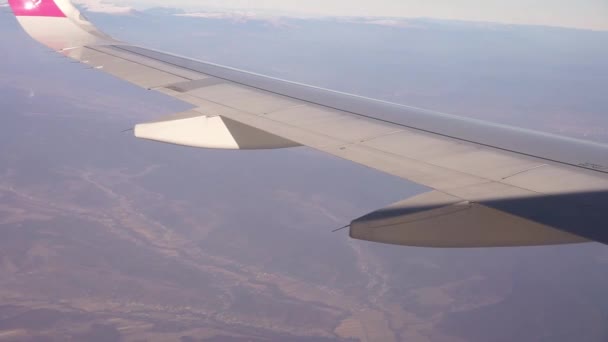 Vliegtuig Dat Boven Grote Hoogte Boven Europa Vliegt — Stockvideo