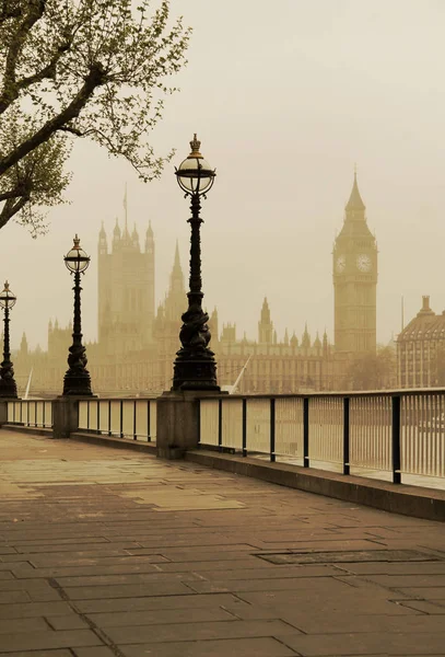 Big Ben & Chambres du Parlement — Photo