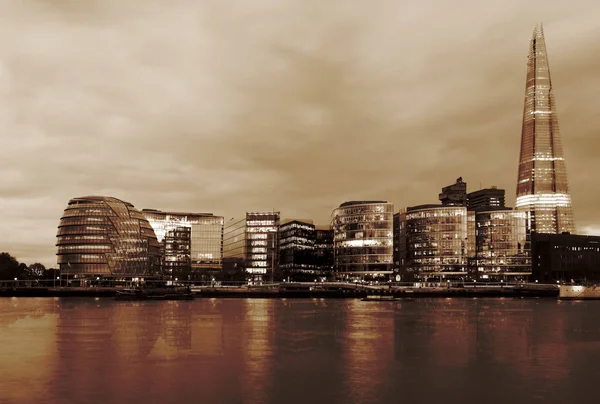 New London city hall at night — Stock Photo, Image