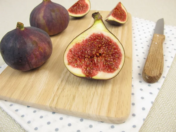 Fruit snack with fresh figs — Stock Photo, Image