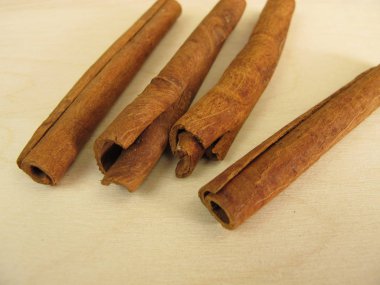 Çin cassia havlamaya sopa kurutulmuş
