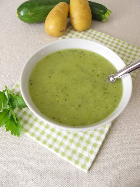 Sopa Verde Casera Con Calabacín Patatas —  Fotos de Stock