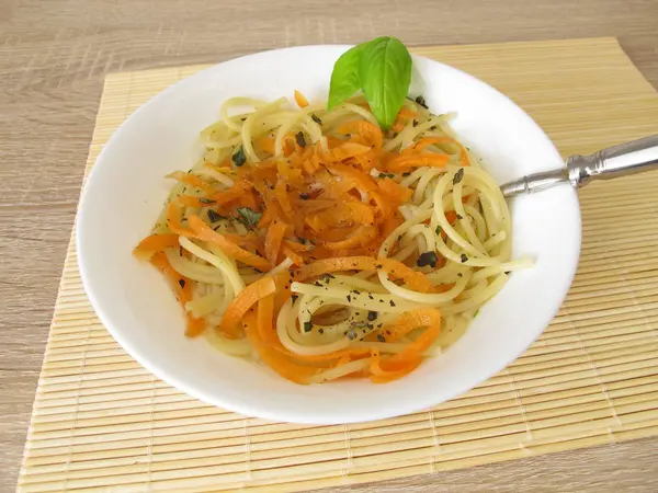 Nízké Carb Zeleninové Špagety Mrkve Špagety Vývaru — Stock fotografie