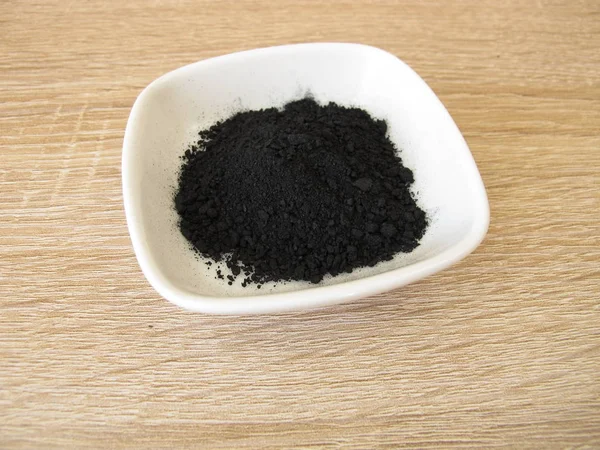 Ground Activated Carbon White Bowl — Stock Photo, Image