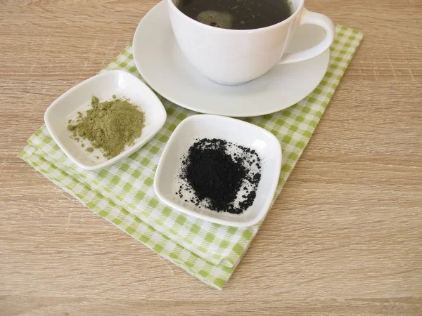 活性炭と黒抹茶 — ストック写真