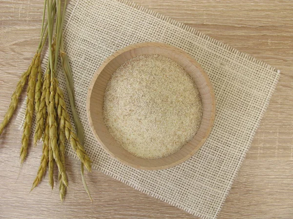 Spelt Semolina Wooden Bowl — Stock Photo, Image