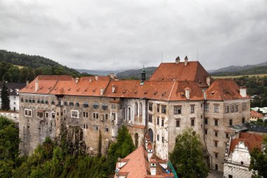 Çek Cumhuriyeti 'ndeki Ceske Krumlov' un Unesco dünya mirası. Meşhur Krumlov şatosunu kapatın.