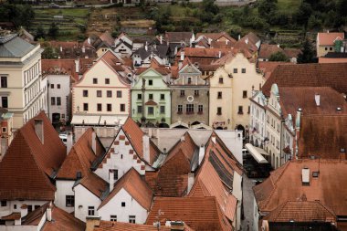 Ceske Krumlov, unesco dünya mirası bölgesi, bir kasaba meydanına yakın.