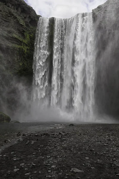 Skogafoss vattenfall Island — Stockfoto