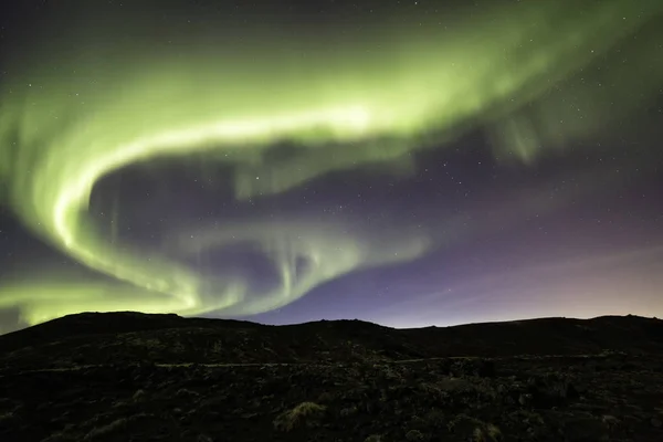 Auroras Πάνω Από Χερσόνησο Reykjanes Στην Ισλανδία Τον Απρίλιο — Φωτογραφία Αρχείου