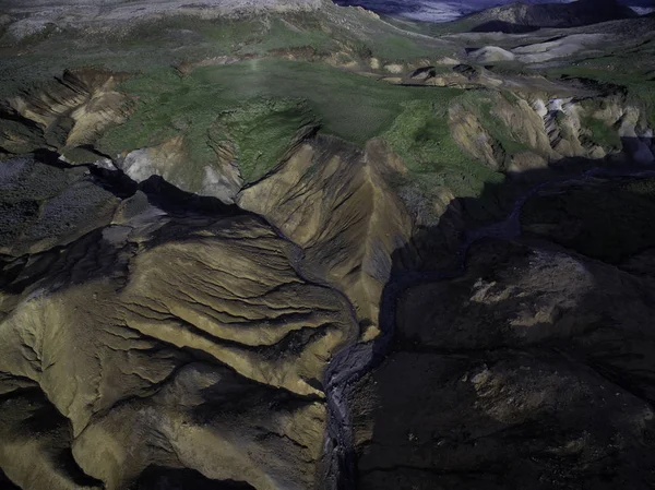 Icelandic mountains from the air — Stock Photo, Image