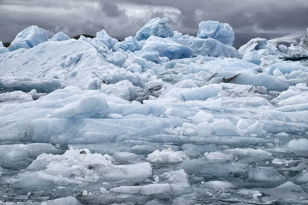 Tha 氷河湖の氷山 ストック画像
