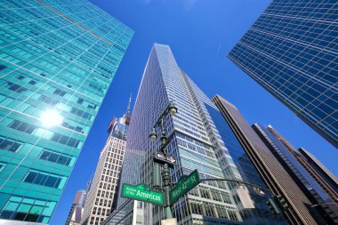 Midtown Manhattan'ın içinde gökdelenler