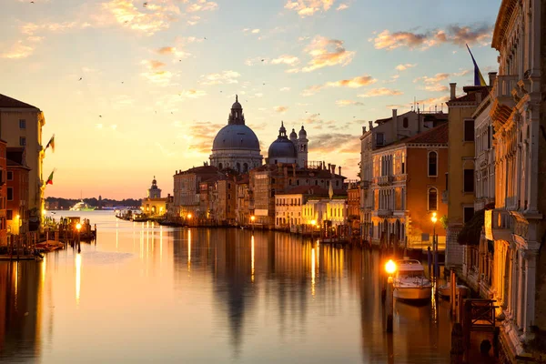 Wschód słońca nad Wenecja — Zdjęcie stockowe