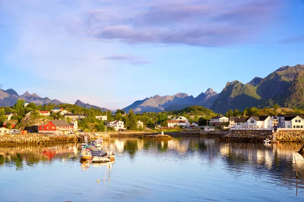 Fishing village in Lofoten islands — Stock Photo, Image