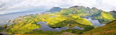 Lofoten Adaları panorama