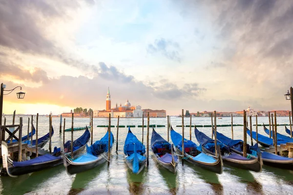 Venecia con góndolas — Foto de Stock